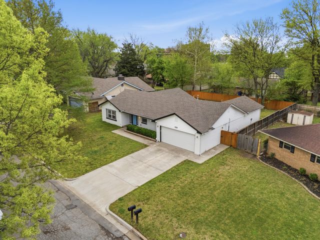 1009 W Canton Street, Broken Arrow, OK 74012