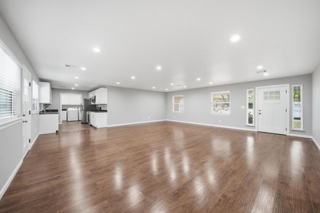 1009 W Canton Street, Broken Arrow, OK 74012