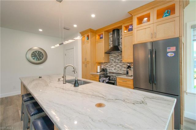 5632 Whisperwood BLVD 1601, Naples, FL 34110