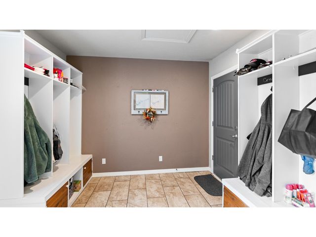 633 Shoshone Ct, Windsor, CO 80550