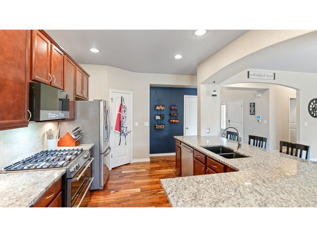 633 Shoshone Ct, Windsor, CO 80550