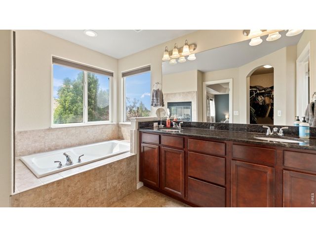 633 Shoshone Ct, Windsor, CO 80550