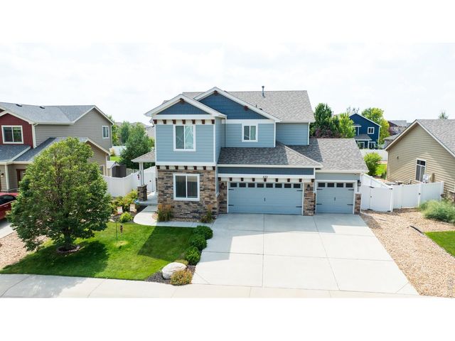 633 Shoshone Ct, Windsor, CO 80550