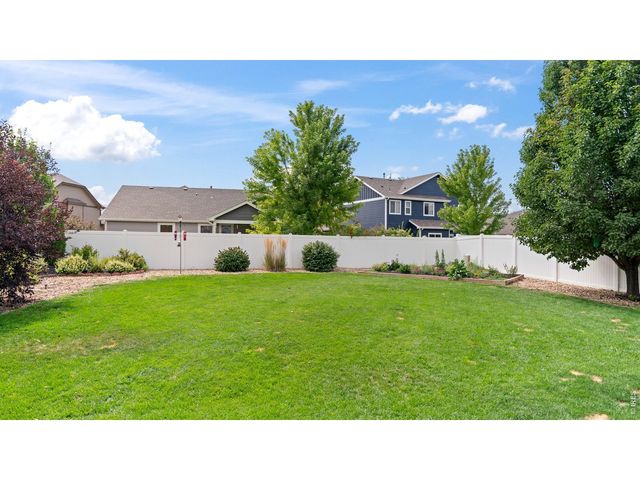 633 Shoshone Ct, Windsor, CO 80550