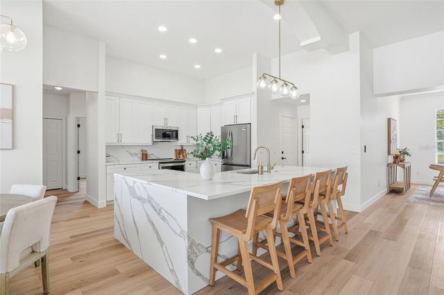 13781 74TH AVENUE, Seminole, FL 33776