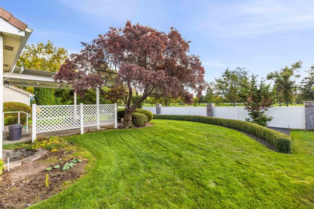 24118 E Olive Ln, Liberty Lake, WA 99019