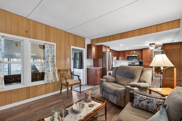 11055 SE Federal Highway 34, Hobe Sound, FL 33455