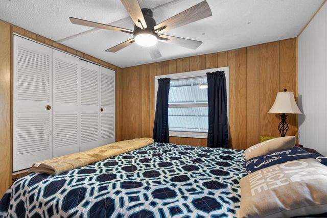 11055 SE Federal Highway 34, Hobe Sound, FL 33455