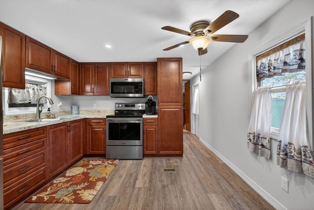 11055 SE Federal Highway 34, Hobe Sound, FL 33455