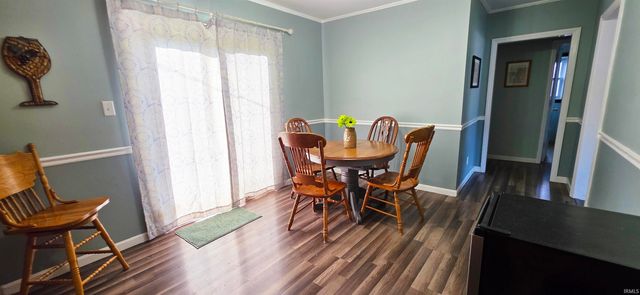 1218 N Cherry Street, Mount Carmel, IL 62863