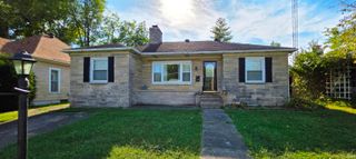 1218 N Cherry Street, Mount Carmel, IL 62863