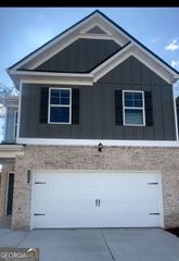 135 Stanchion Drive, Union City, GA 30291