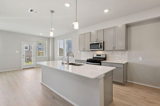 1135 Cedar Place Lane, Missouri City, TX 77459