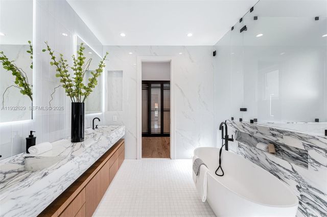 6970 Sunrise Dr, Coral Gables, FL 33133