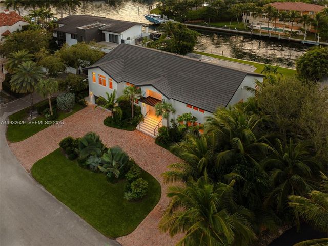 6970 Sunrise Dr, Coral Gables, FL 33133