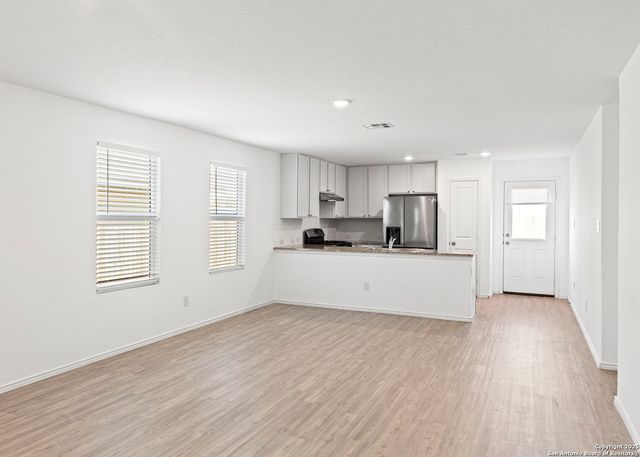 10129 Bridgton Mill, San Antonio, TX 78254