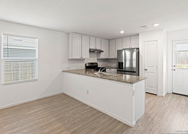10129 Bridgton Mill, San Antonio, TX 78254