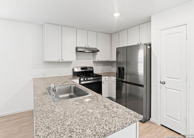 10129 Bridgton Mill, San Antonio, TX 78254