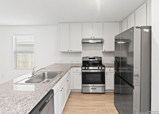 10129 Bridgton Mill, San Antonio, TX 78254