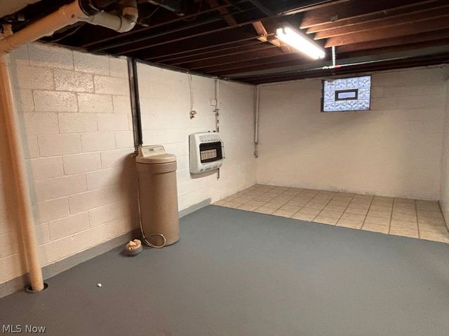 101 Westlake Lane, New Manchester, WV 26047