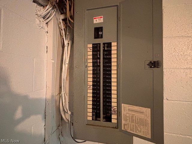 101 Westlake Lane, New Manchester, WV 26047