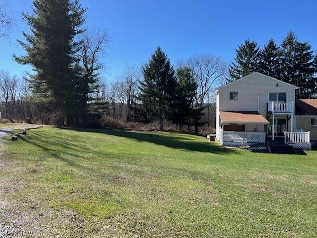 101 Westlake Lane, New Manchester, WV 26047