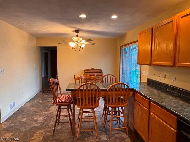 101 Westlake Lane, New Manchester, WV 26047