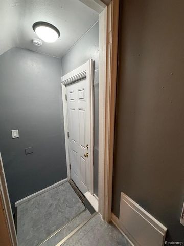12626 Payton Street, Detroit, MI 48224