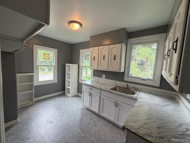 12626 Payton Street, Detroit, MI 48224