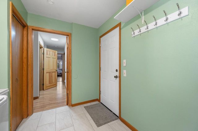 13300 W North LANE, New Berlin, WI 53151