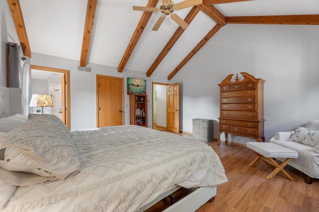 13300 W North LANE, New Berlin, WI 53151