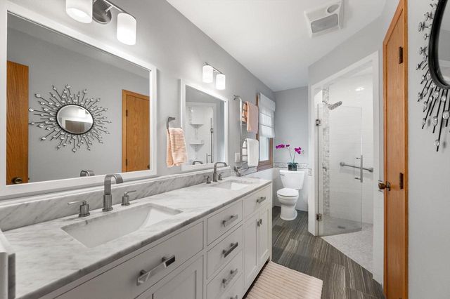 13300 W North LANE, New Berlin, WI 53151