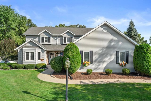 13300 W North LANE, New Berlin, WI 53151