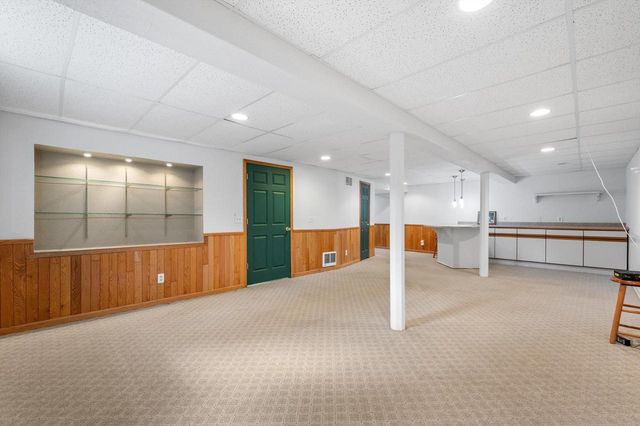 13300 W North LANE, New Berlin, WI 53151