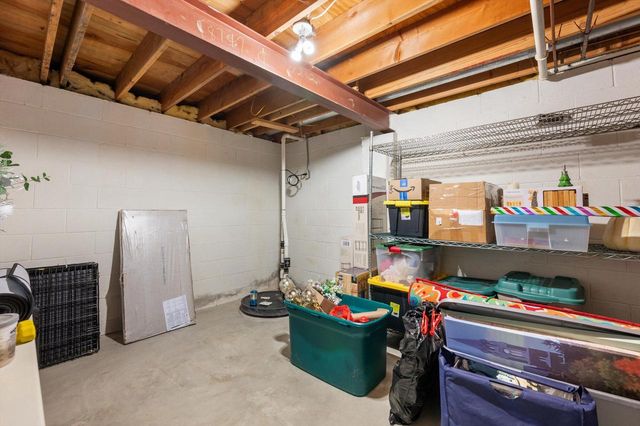 13300 W North LANE, New Berlin, WI 53151
