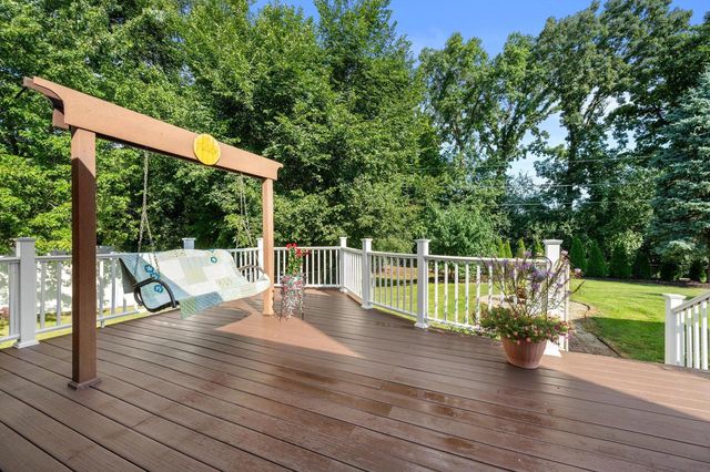 13300 W North LANE, New Berlin, WI 53151