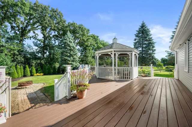 13300 W North LANE, New Berlin, WI 53151