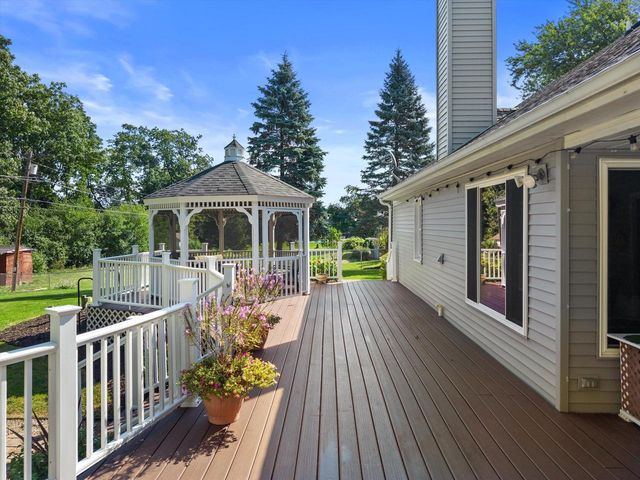 13300 W North LANE, New Berlin, WI 53151
