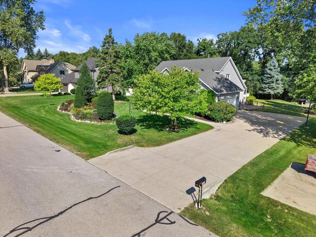 13300 W North LANE, New Berlin, WI 53151