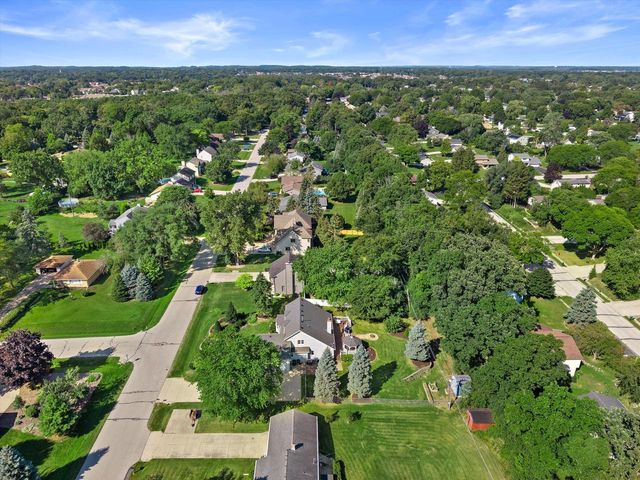13300 W North LANE, New Berlin, WI 53151