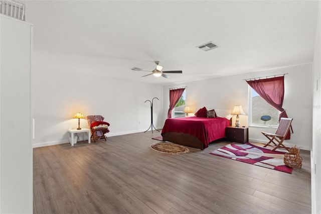 381 NOLANE LANE, Polk City, FL 33868