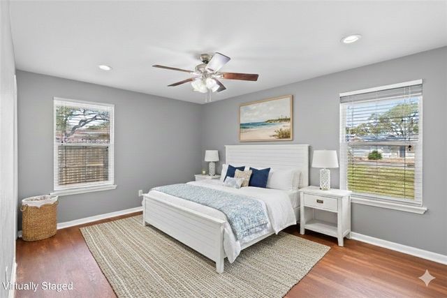 2012 Baywood Dr, Rockport, TX 78382