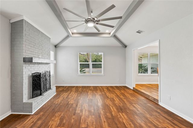 2012 Baywood Dr, Rockport, TX 78382