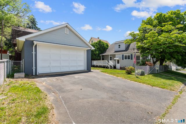 250 Jackson Avenue, Stratford, CT 06615