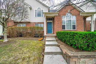 4205 Cameron Circle, Walled Lake, MI 48390