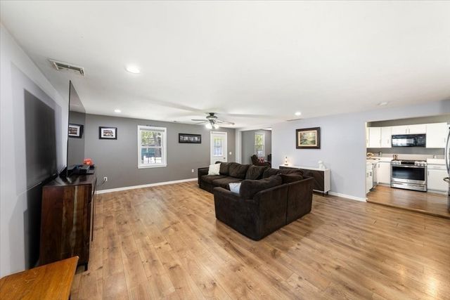 13 Sylvester Road, Natick, MA 01760