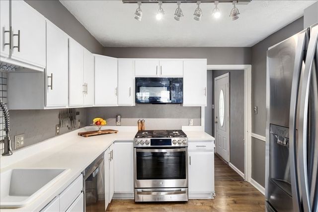13 Sylvester Road, Natick, MA 01760