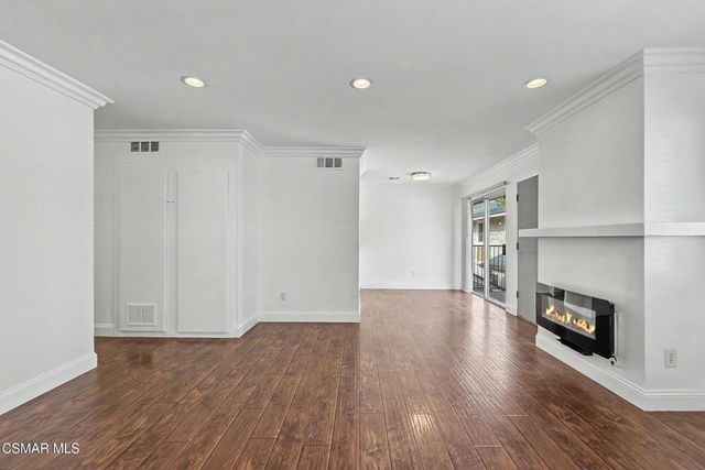 510 Spring Road 120, Moorpark, CA 93021