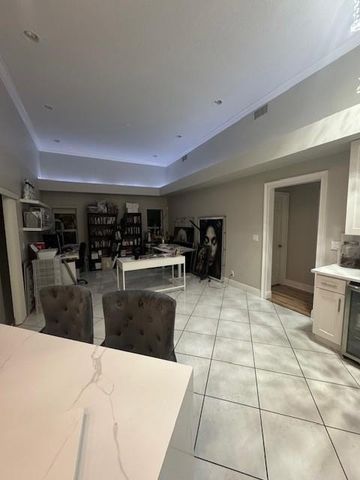 6972 NW 19th Street, Margate, FL 33063