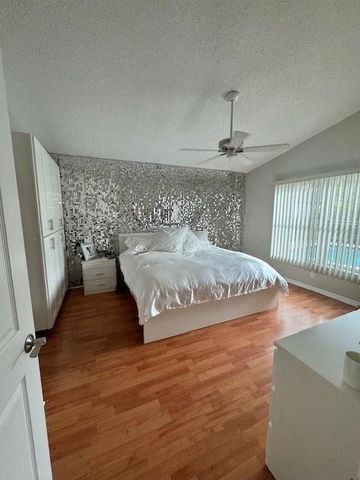 6972 NW 19th Street, Margate, FL 33063